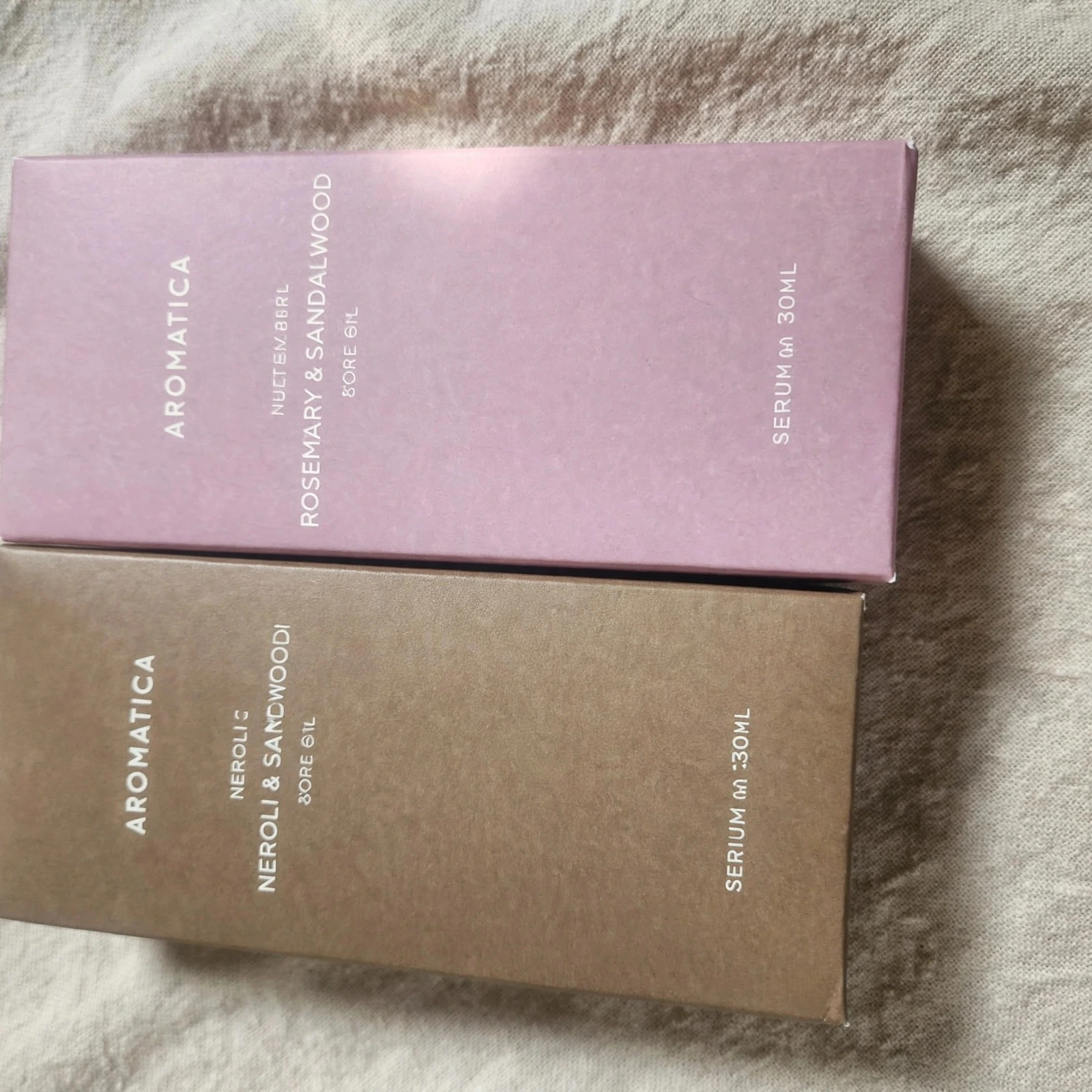 모든 긴장을 내려놓고 온전한 휴식을 선사하는아로마티카 바디오일 100ml 2종 세트솔직 후기 & 특가 찬스!
