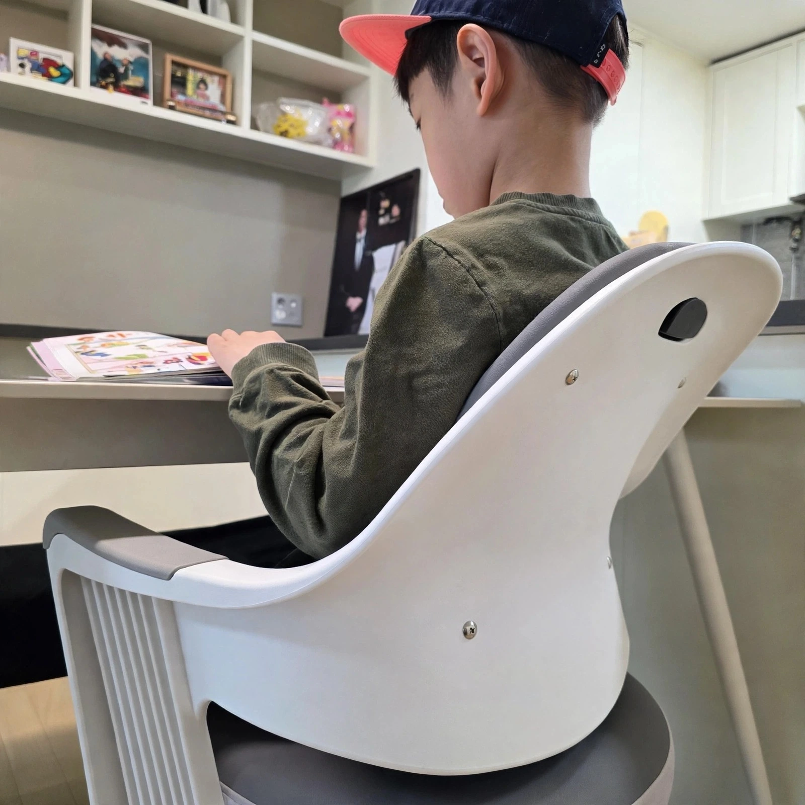 오토노스 TORI 토리 초등학생의자 어린이 학생 키즈 의자 실제 상품 이미지