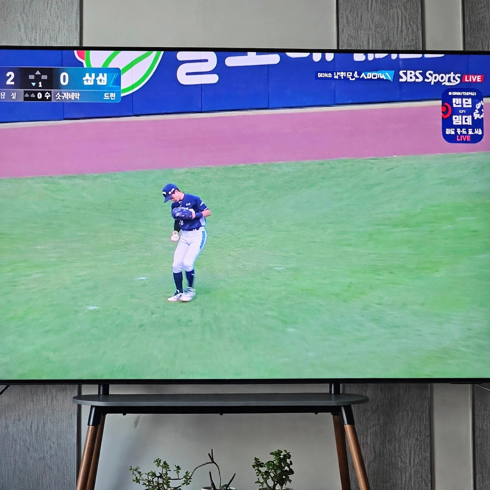 거실을 압도하는 85인치의 감동! 삼성 Neo QLED 4K AI TV KQ85QNH70AFXKR 솔직 후기 & 할인 혜택 총정리